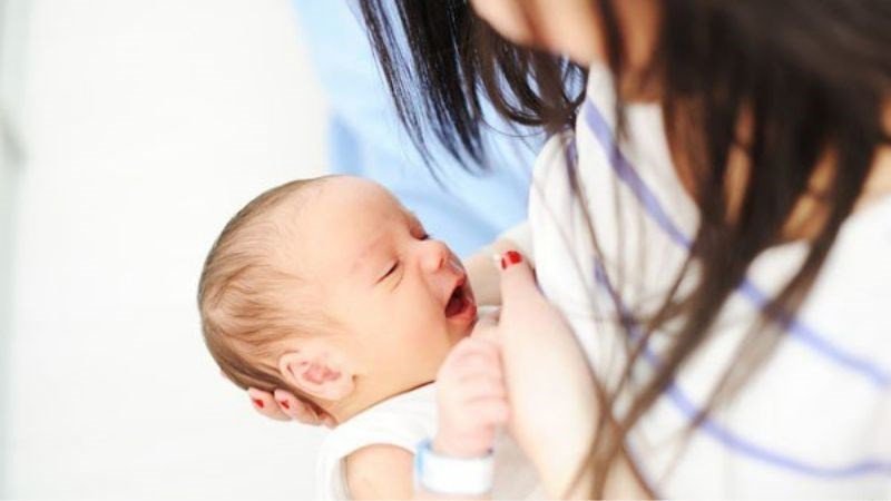 Tìm hiểu về những hiểu lầm phổ biến khi ăn khoai mì sau sinh.