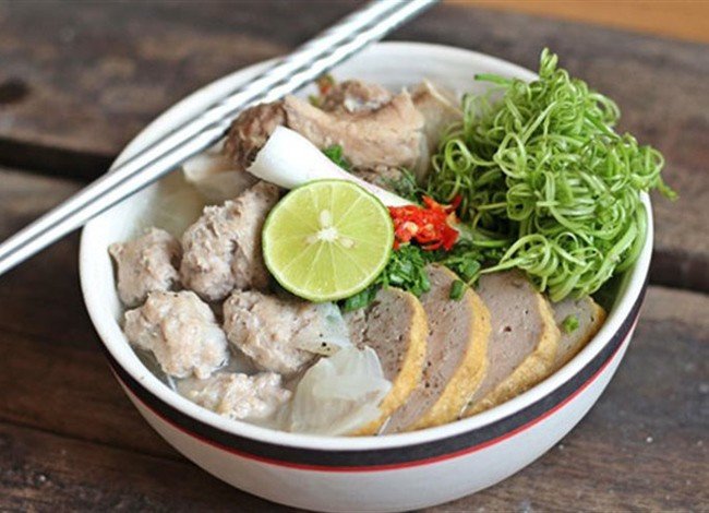 Tô bún sườn mọc hoàn chỉnh chuẩn vị