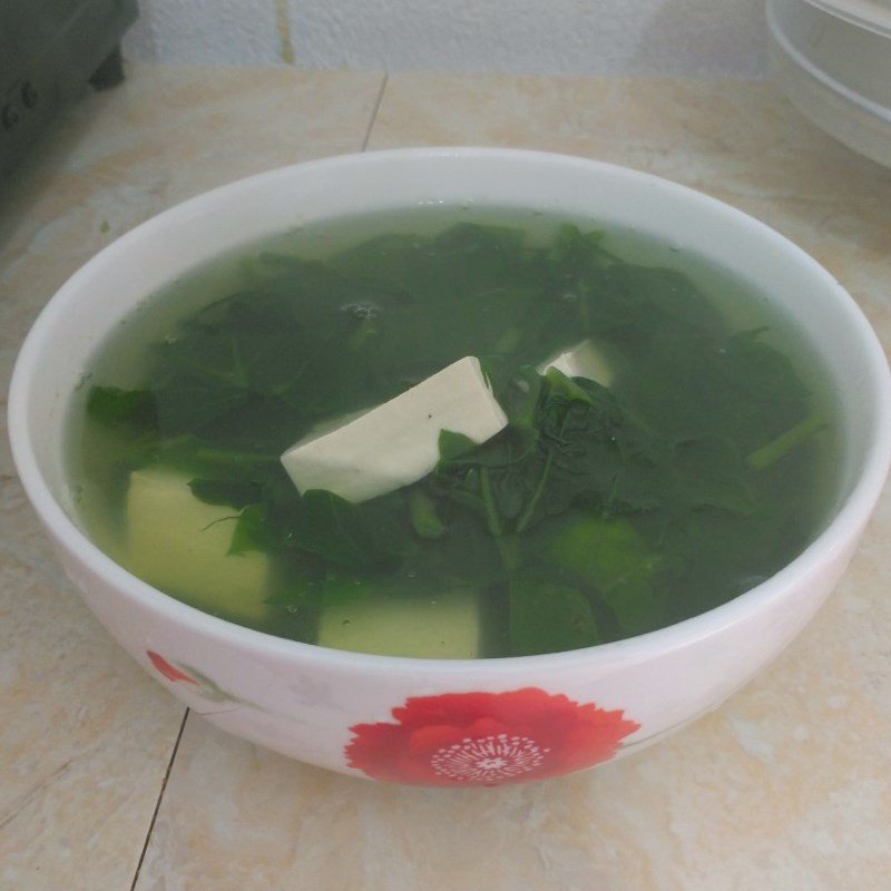 Tô canh mồng tơi đậu hũ chay thơm ngon đã hoàn thành