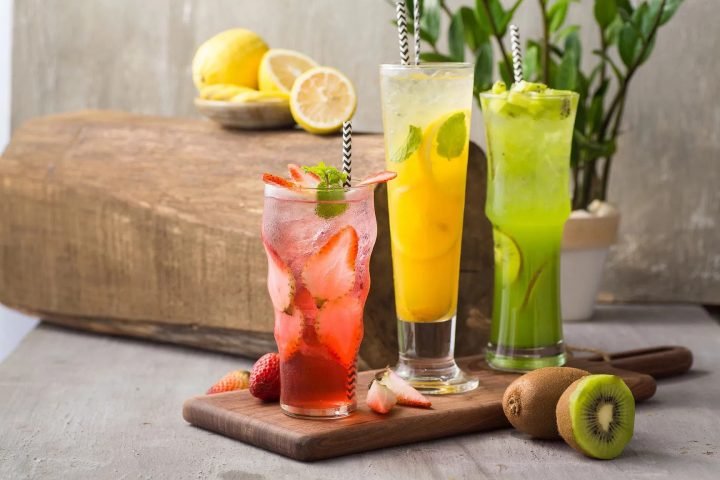 Trà trái cây tươi ngon kết hợp vị trà và hoa quả