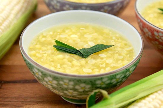 Trang trí chè bắp nếp đẹp mắt