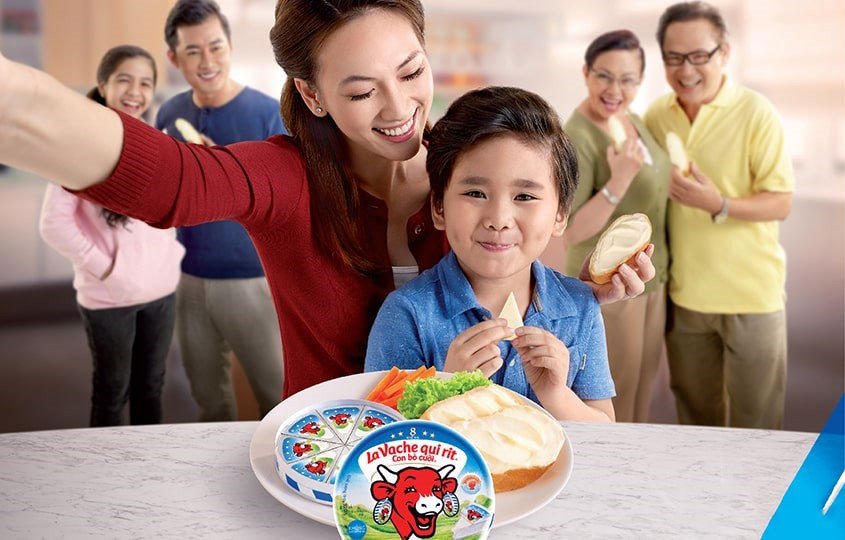 Trẻ trên 1 tuổi nên dùng phô mai Con Bò Cười để phát triển