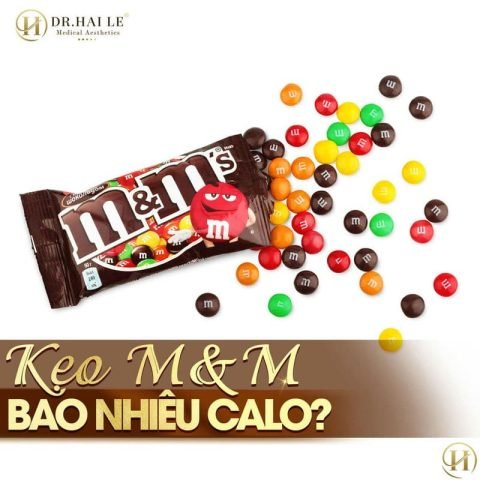 Viên kẹo socola M&amp;M đầy màu sắc và thông tin calo