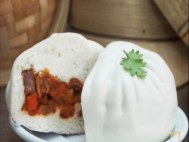 Vỏ Bánh Bao Bao Nhiêu Calo? Giải Mã Dinh Dưỡng Chi Tiết Vỏ bánh bao mềm xốp có hàm lượng calo tương đối