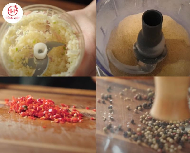 Xay nhuyễn tỏi ớt và thính gạo cho món nem lợn sống