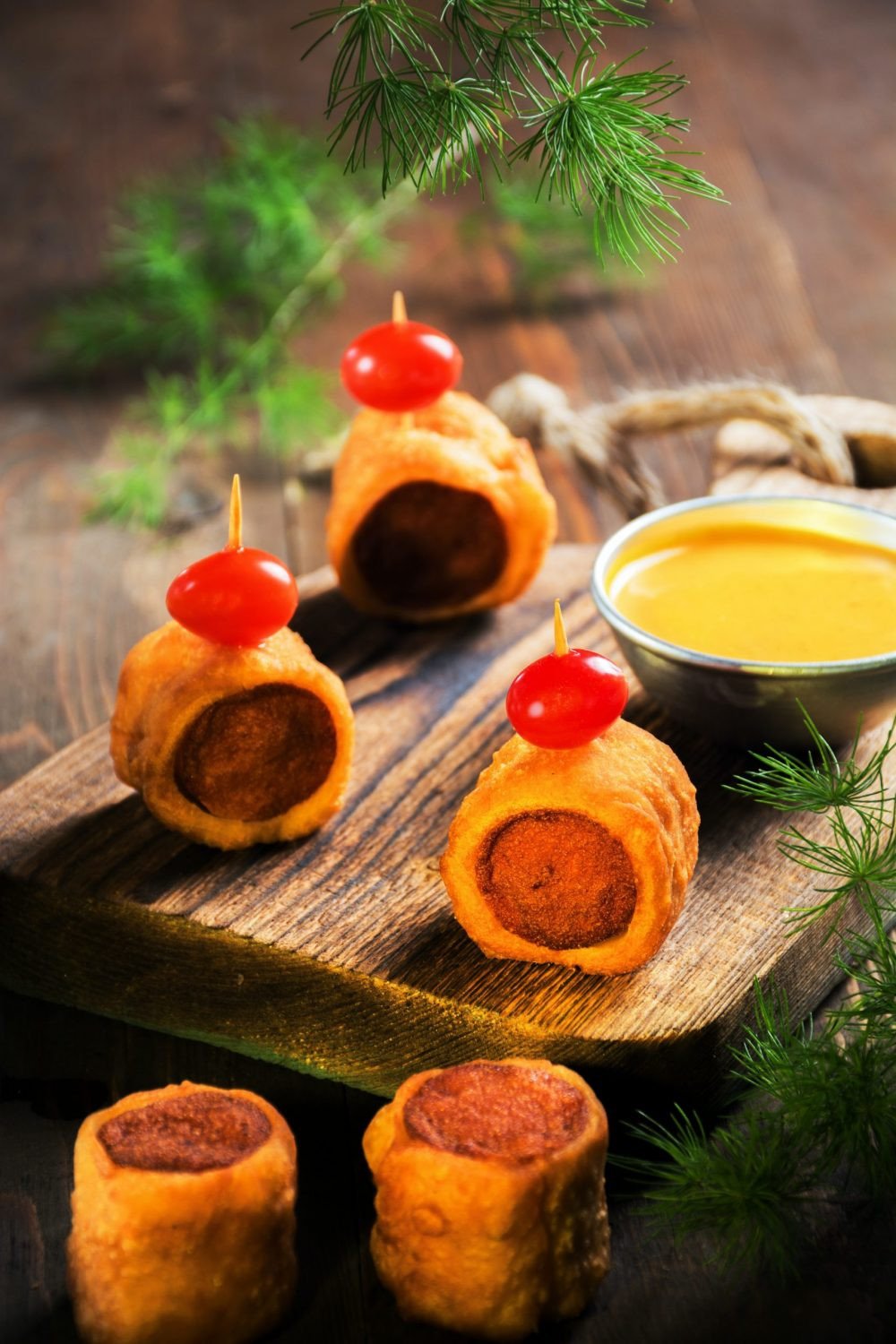 Xúc xích ăn liền được chế biến đơn giản và nhanh chóng