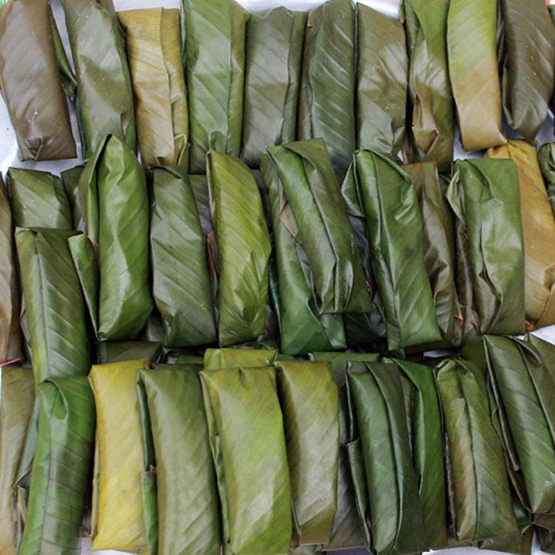 Xửng hấp bánh răng bừa đang bốc hơi nghi ngút