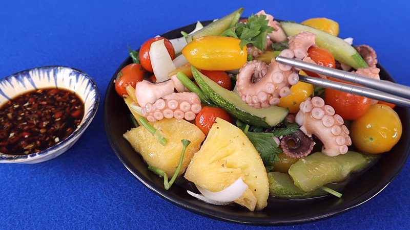 Bạch tuộc xào thập cẩm ngon miệng