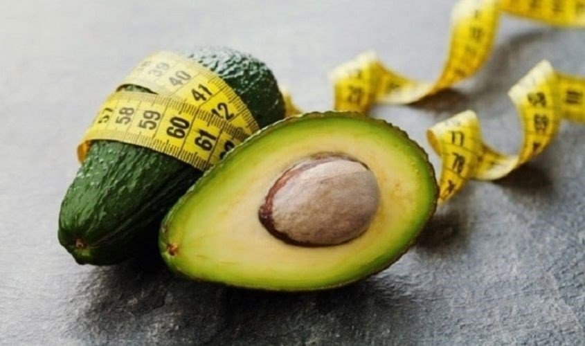 Bơ dầm sữa chua hỗ trợ giảm cân hiệu quả