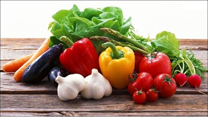 Bổ sung các loại rau củ để tạo cảm giác no lâu hơn và hỗ trợ tiêu hóa