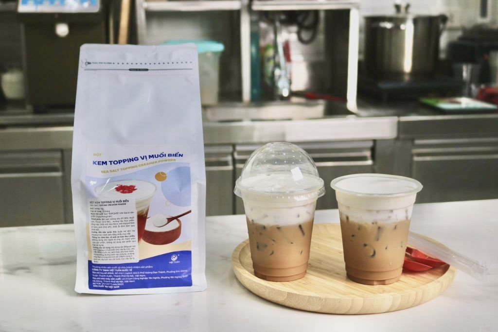 Bột kem topping vị muối biển, thành phần quan trọng ảnh hưởng lượng calo trong cà phê muối