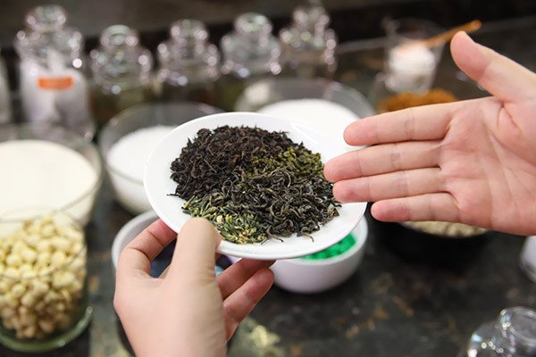 Các loại trà khác nhau để học cách nấu trà sữa ngon