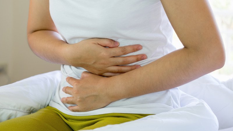 Cận cảnh những quả chuối xanh chưa chín, chứa tinh bột kháng gây đầy hơi