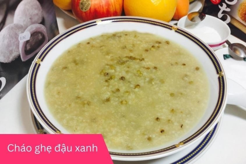 Cháo ghẹ đậu xanh thanh mát, tốt cho hệ tiêu hóa của trẻ