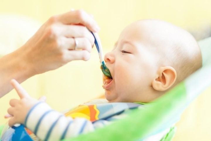 Cháo ghẹ thơm ngon cho bé 7 tháng tuổi