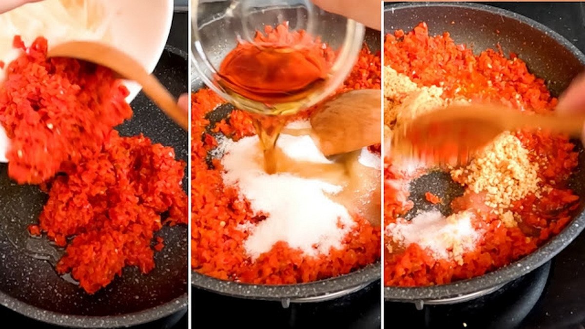 Chảo ớt đang được rim cùng các loại gia vị, tạo nên hương vị đặc trưng của ớt rim
