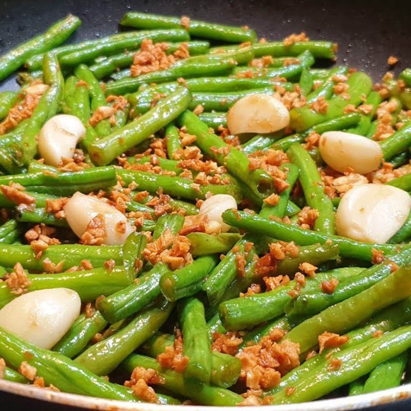 Đĩa đỗ đũa xào tỏi xanh giòn, thơm ngon