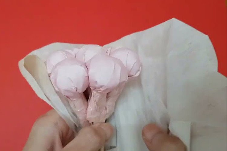 Kỹ thuật gói bó hoa bánh kẹo chuyên nghiệp