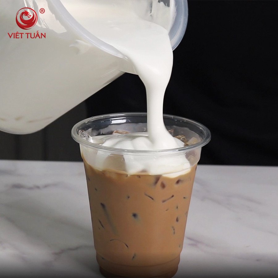 Lớp kem muối biển béo ngậy, đặc trưng của cà phê muối