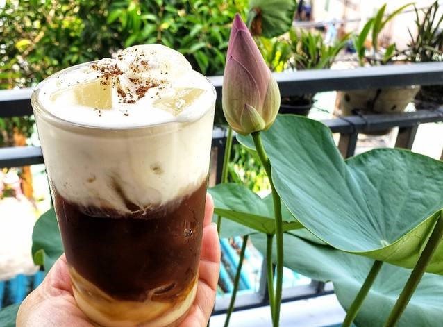Ly cà phê muối thơm ngon, cân nhắc khi uống để không ảnh hưởng cân nặng