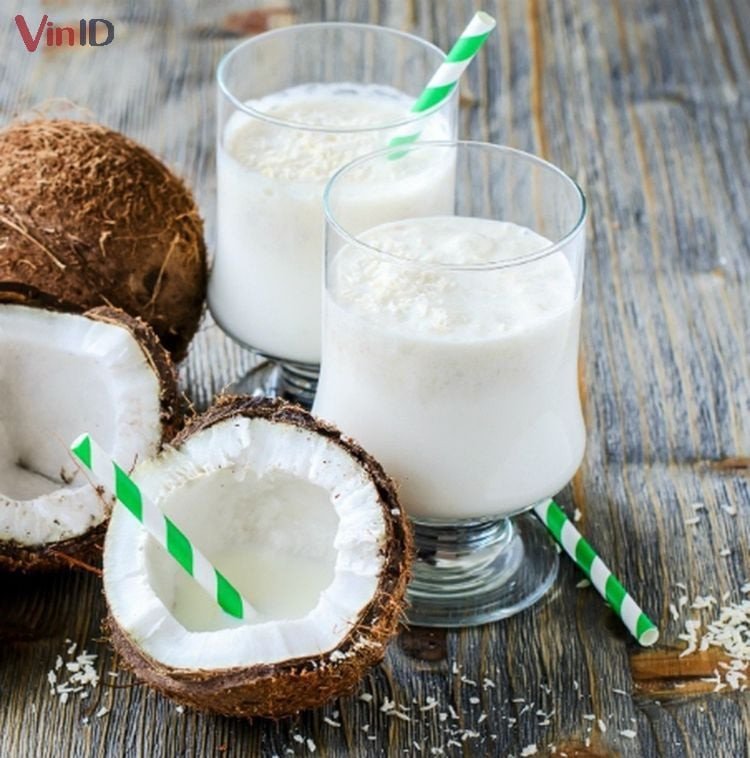 Sinh tố dừa sáp mát lạnh