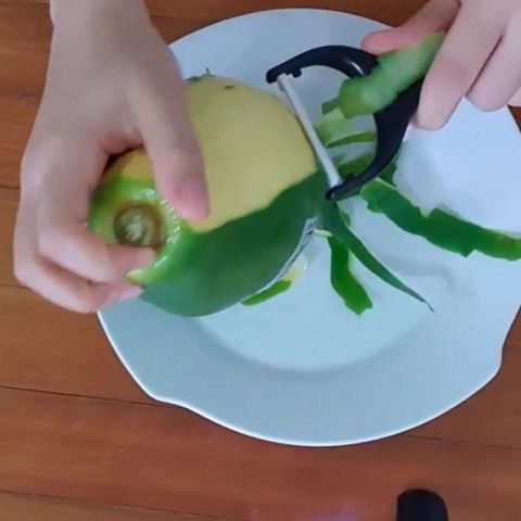 Sơ chế đu đủ xanh