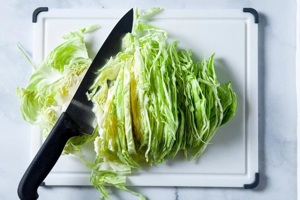 Thái sợi cải bắp đều tay