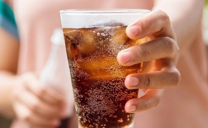 Thành phần và 1 cốc Coca bao nhiêu calo trong một lon nước ngọt giải khát.