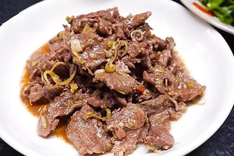 Thịt ngựa xào sa tế đậm đà