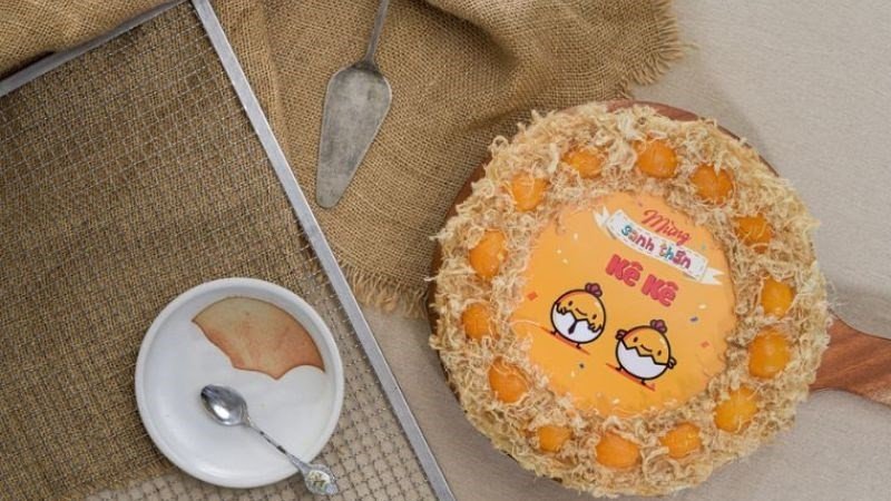 Tự làm bánh bông lan trứng muối tại nhà