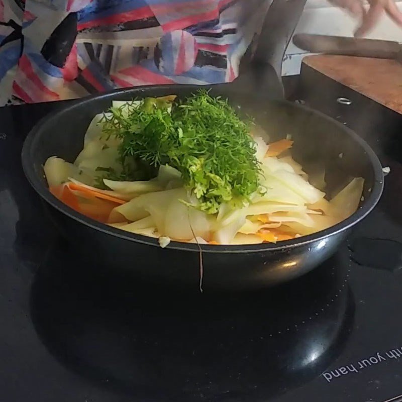Xào đu đủ xanh và cà rốt