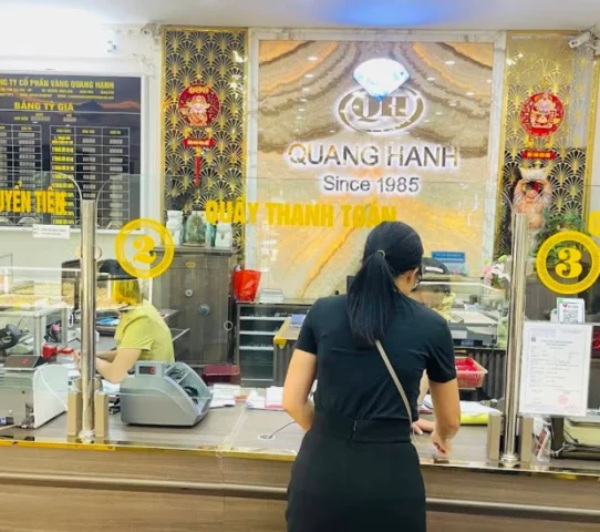 Biểu đồ giá vàng Quang Hạnh biến động