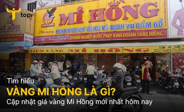 Cô gái với bộ mi hồng lấp lánh