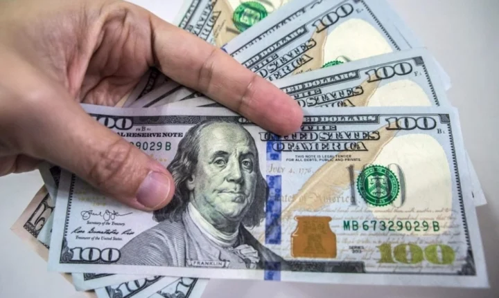 600 Đô La Mỹ: Tỷ Giá, Quy Đổi và Cơ Hội Đầu Tư 2026 Giá trị 600 đô la Mỹ trong chi tiêu hàng ngày