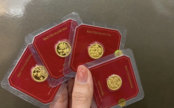 Giá vàng báo tin mạnh hai: Phân tích sâu và dự báo 2026 gia-vang-bao-tin-manh-hai-phan-tich-sau-va-du-bao-2026_912