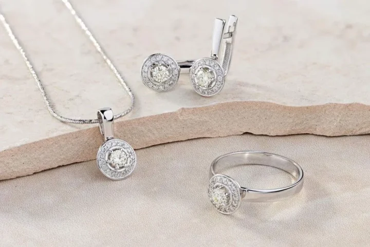 Phân biệt vàng Ý thật giả