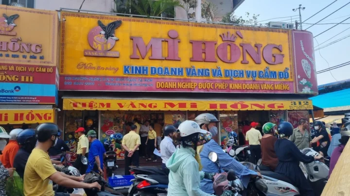 tiem-vang-mi-hong-cho-ba-chieu-uy-tin-chat-luong-va-cap-nhat_644