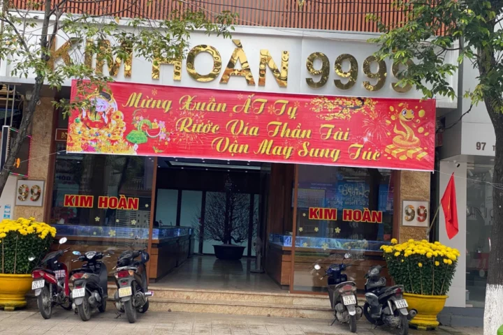 Trang sức vàng tinh xảo