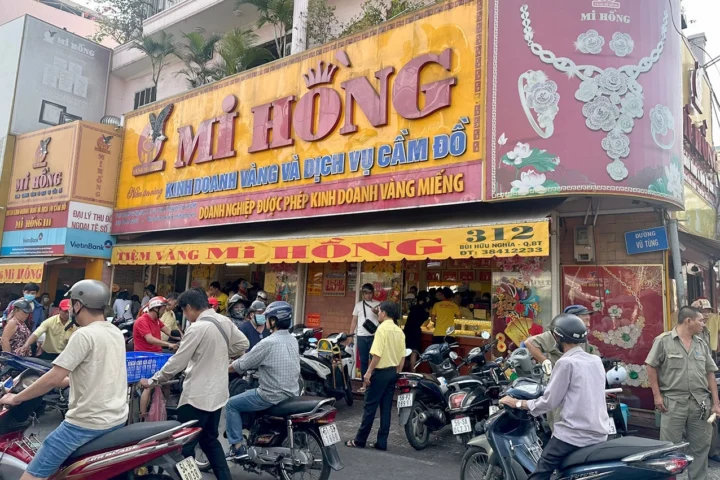 Vàng nhẫn trơn tại Mi Hồng Bình Thạnh