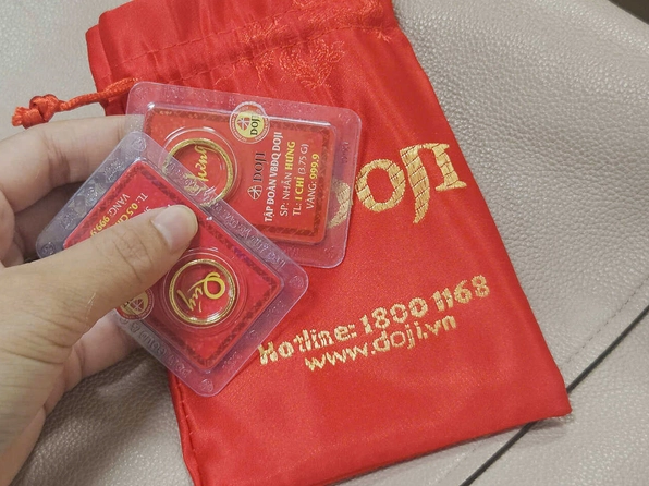 Vàng Doji 9999: Dự Báo Xu Hướng Đầu Tư 2026 & Lời Khuyên Vàng nhẫn được bảo quản cẩn thận